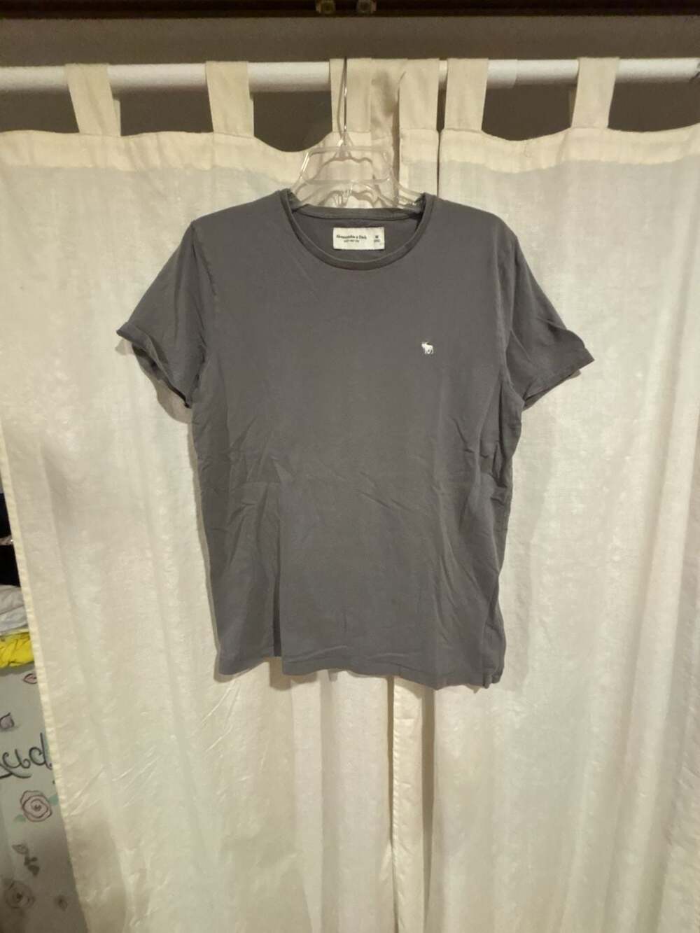 Abercrombie & Fitch Soft A&F Tee Gray Crewneck T-Shirt with Moose Logo